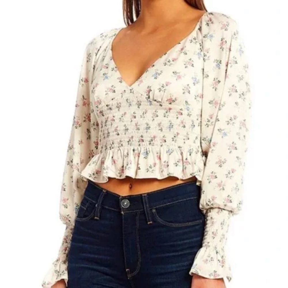NWT WAYF ditsy floral blouse in ivory size medium